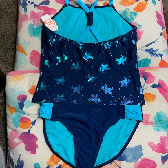 Blue and unicorn 🦄 (2) piece girls Bikini 👙 set - Picture 4 of 7